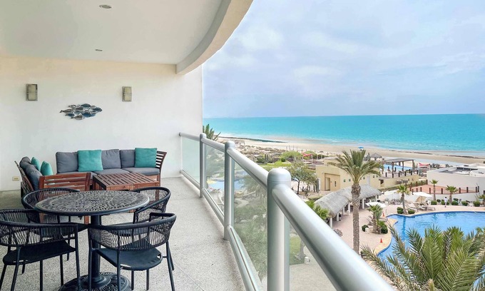 Puerto Penasco Condo | Quiet Beachfront Condo with Pools & Private Beach #401