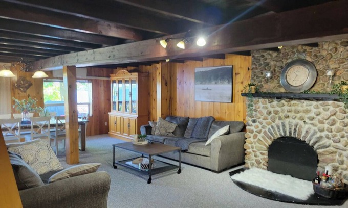 Dunsford Cottage | Quiet by the lake, Cozy cottage w/hot tub and fire pit
