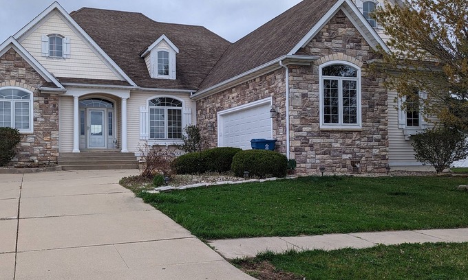Lakeville Other | Quiet Country Living ! 10 minutes to Notre Dame