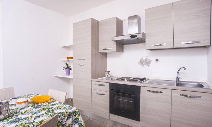 Sant'Anna Arresi Apartment | Quiet Flat “Appartamento 1” with Mountain View, Terrace, Garden & A/C