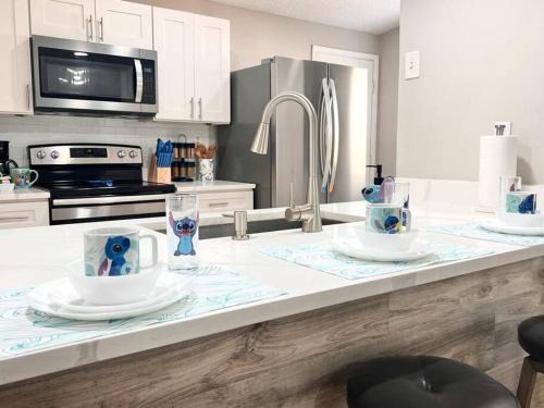 Fairvilla House | Quiet home in Metrowest