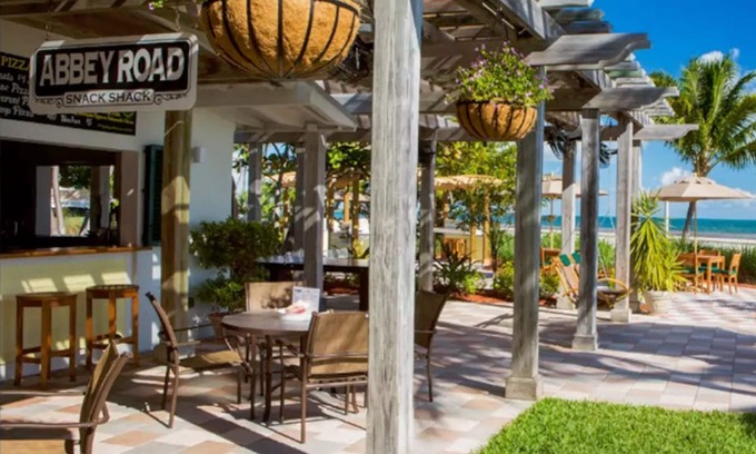 Key West Condo | QUIET KEY WEST RESORT NEXT TO AIRPORT - FANTASY FEST - 2/2 WATERFRONT BALCONY