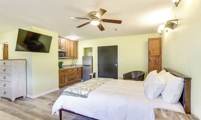 Oakland City Apartment | Quiet Oakland City Studio: Walk Downtown!