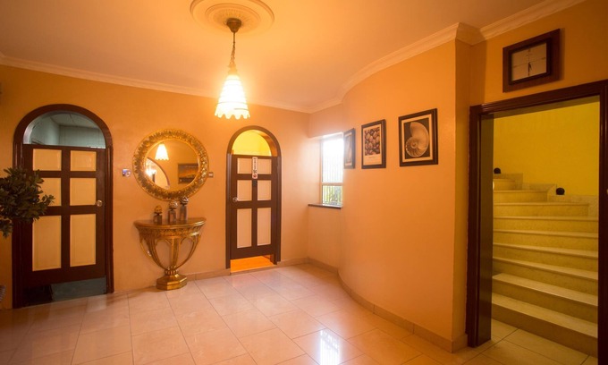 Ojodu House | Quiet Pools Inn and Residence
