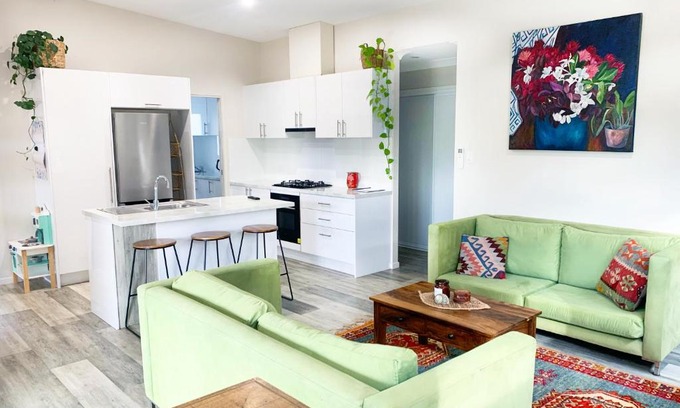 Nimbin House | Quiet Private Nimbin Townhouse
