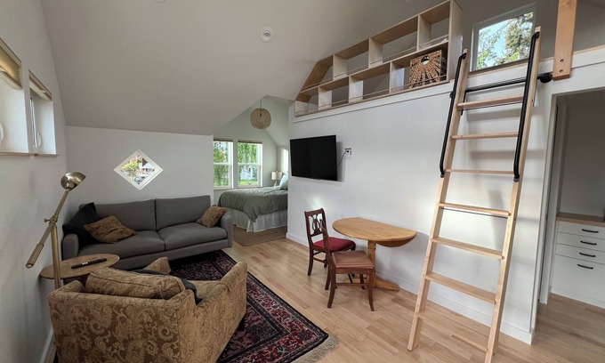 Lettered Streets Apartment | Quiet, spacious, light filled, and close to everything