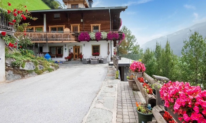 Schonbach Apartment | Quietly located holiday flats on the Wildkogel