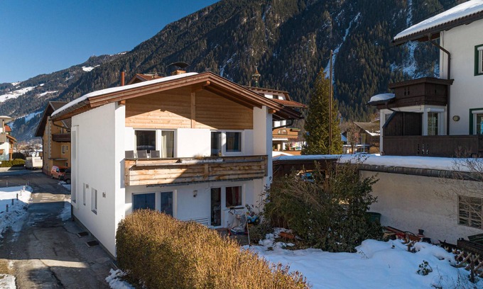 Mayrhofen House | Quietly located home with lots of privacy