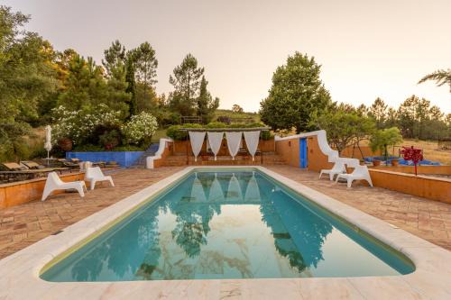 Reveladas House | Quinta do Barrieiro - Art Selection by Maria Leal da Costa