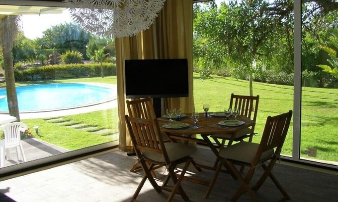 Albufeira Villa | Quinta Ourolago Luxury V1 House, with swimming pool, gardens and lake.