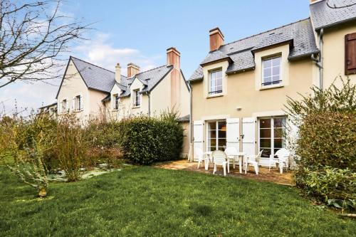 Port-en-Bessin-Huppain Apartment | Résidence Le Green Beach - maeva Home - 3 Pièces 6 Personnes Confort MAE-3005