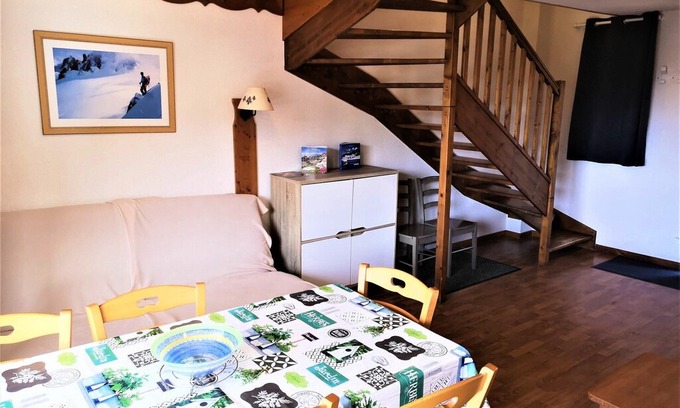 La Joue du Loup Apartment | Résidence La CrÊte Du Berger - 2 Pièces pour 6 Personnes