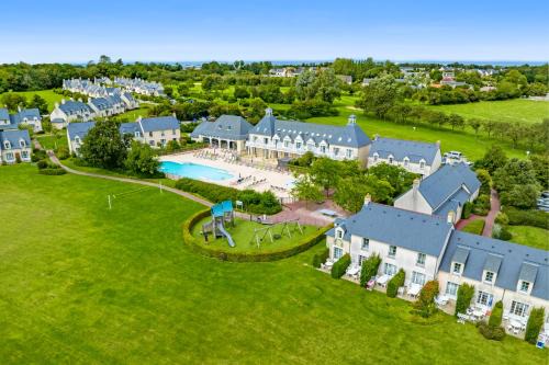 Port-en-Bessin-Huppain Apartment | Résidence Pierre & Vacances le Green Beach