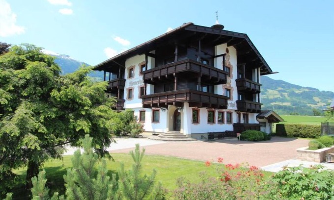 Kapfing Apartment | Römerhof by Interhome