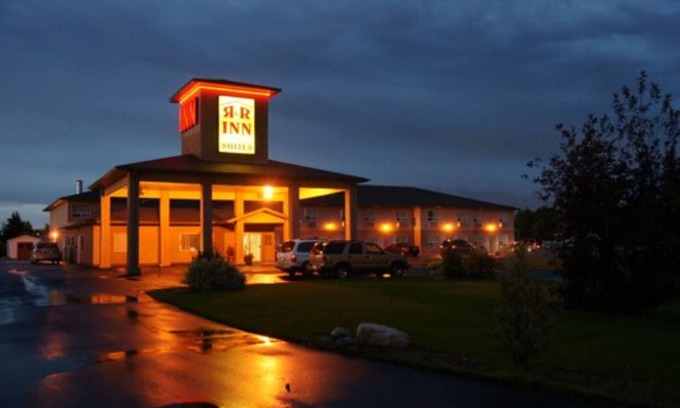 Camrose Hotel | R & R Inn & Suites