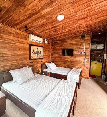 Pakem Villa | Radefa Cabin