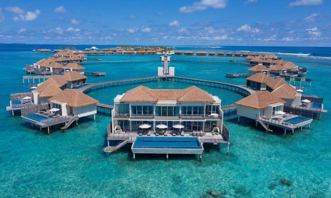 Huruelhi Island Resort | Radisson Blu Resort Maldives