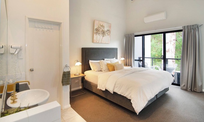 Wilyabrup House | Raffaele's Studio - Margaret River