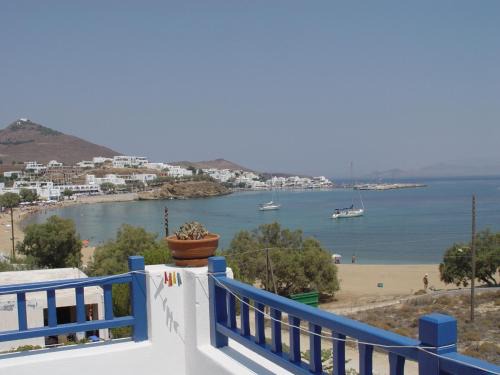 Logaras Apartment | Ragoussis House