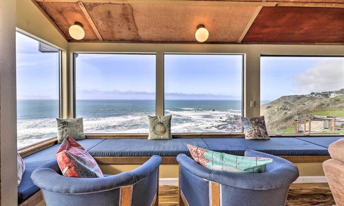 Manchester House | 'Rahus Ocean Refuge' with Manchester Coast Views!