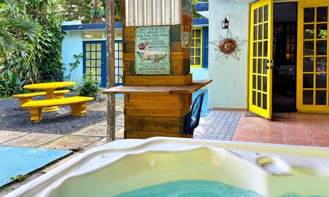 Mameyes II House | Rainforest View 4 bed 3 bath Hot Tub - Generator