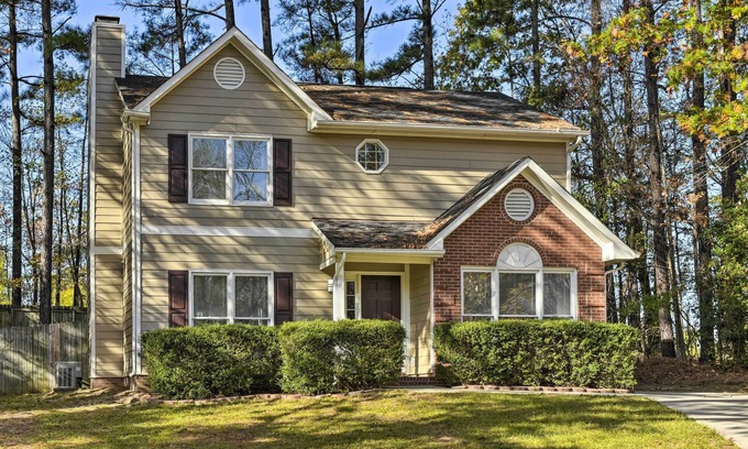 Northeast Raleigh House | Raleigh Home Near Dining + Shops!