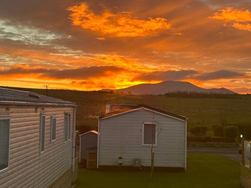 Cockermouth House | Ralfgus 16 Forest Views caravan Park,Moota