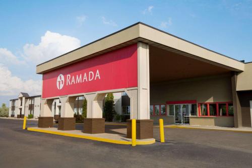 Bismarck Hotel | Ramada by Wyndham Bismarck
