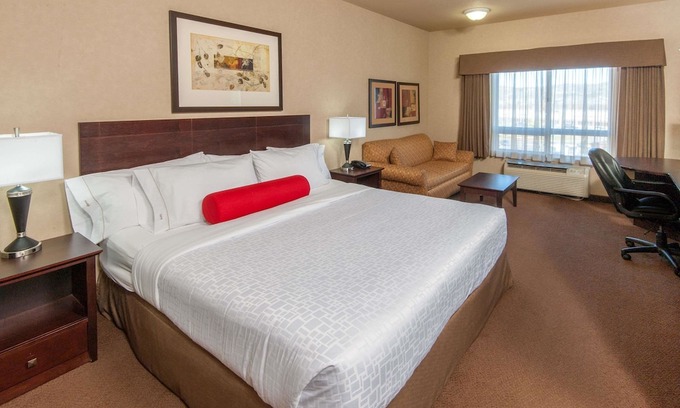 Drumheller Hotel | Ramada by Wyndham Drumheller Hotel & Suites
