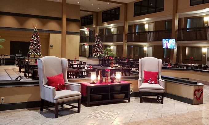 North Platte Hotel | Ramada by Wyndham North Platte & Sandhills Convention Ctr