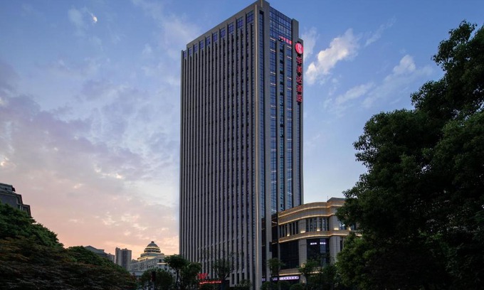Han Yang Hotel | Ramada by Wyndham Wuhan Hanyang