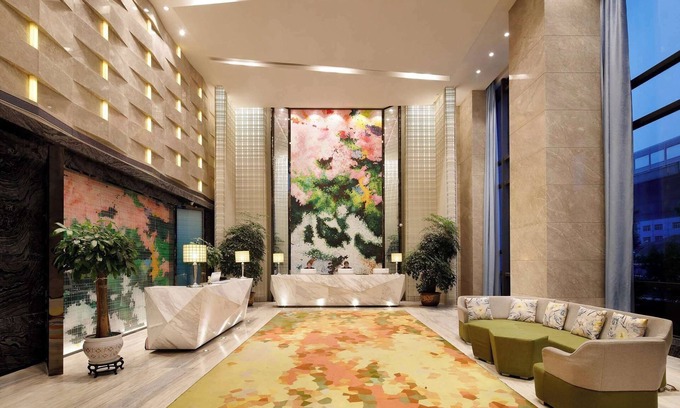 Wuchang Hotel | Ramada Encore Wuhan