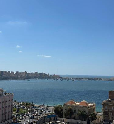 Al-'Atarin Apartment | Raml Station Luxury Apartment with Amazing Sea View