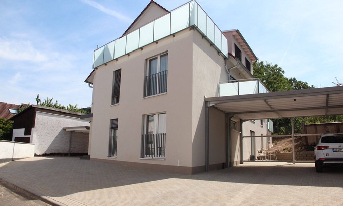 Horstein Apartment | Rauschenberg apartment, directly at FrankfurtRheinMain