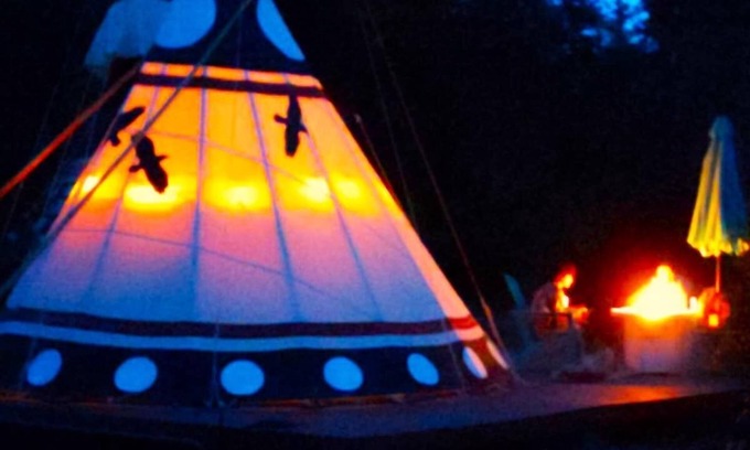 Cave Junction Apartment | Raven’s Myth - Luxury Glamping 16' Tipi - Restrooms and Showers are only a short walk away.