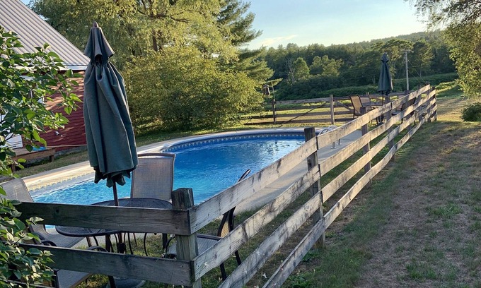 Londonderry Condo | Reboot & Relax while surrounded by Vermont beauty.