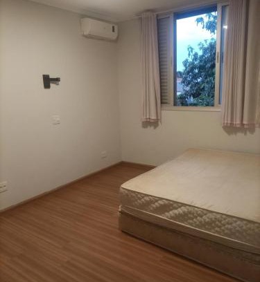 Jardinopolis House | Recanto das oliveiras