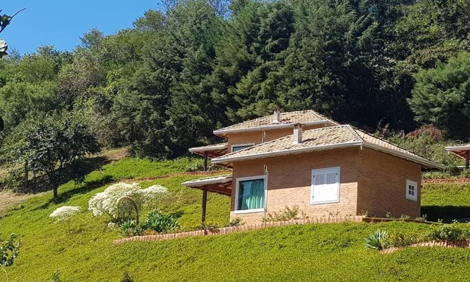 Monte Alegre do Sul House | Recanto dos Beija flores, Chalé lantana b