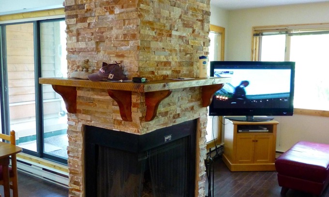 East Kootenay Condo | Recently renovated Main Floor 2 Bedroom/2 Bath Condo backing onto Toby Creek