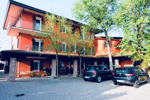 Isiata Bed & Breakfast | Red Fenice