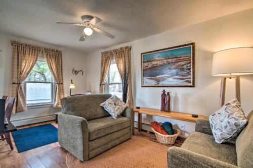 Laramie House | Red Gates Cottage 3 Miles to University!
