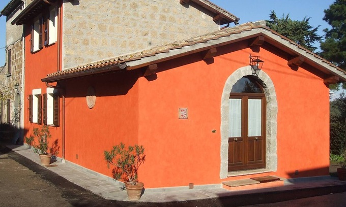 Castel Cellesi Villa | Red House/casa Rossa - Near Civita Di Bagnoregio