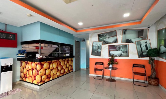 Pelabuhan Klang Hotel | Red Orange Hotel Klang - 5 min to Klang Town