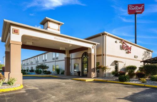 Carrollton Hotel | Red Roof Inn Carrollton