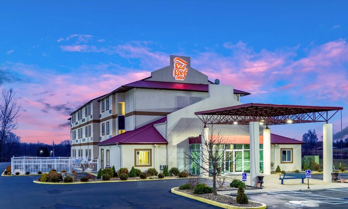 Mount Saint Francis Hotel | Red Roof Inn Georgetown, IN - Louisville West
