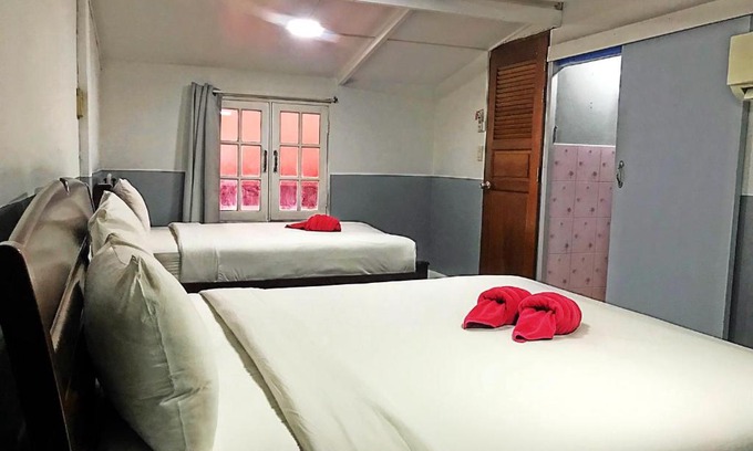 Rayong House | Red Samed Party House