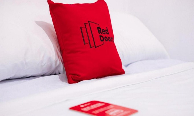 Palu Hotel | RedDoorz At Brizky Hotel Palu