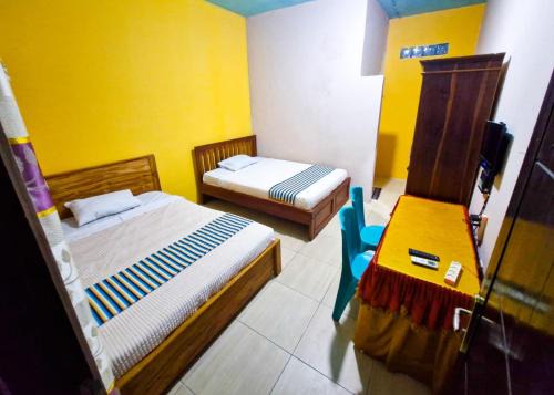 East Manggarai Hotel | RedDoorz at Hotel Gloria Borong Labuan Bajo