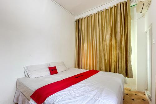 Tanjung Pinang Hotel | RedDoorz at Kanaka Hostel Tanjung Pinang