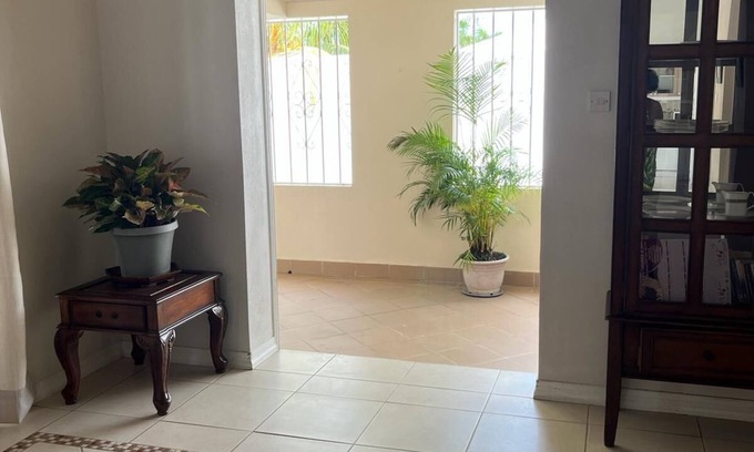 Gros Islet House | Reduit Luxurious Home